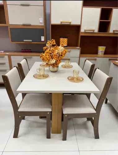 Mesa Magic Mel/Blonde com 4 Cadeiras Brisa Veludo