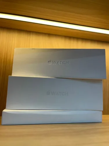 Apple Watch Series 11 46MM LACRADO 