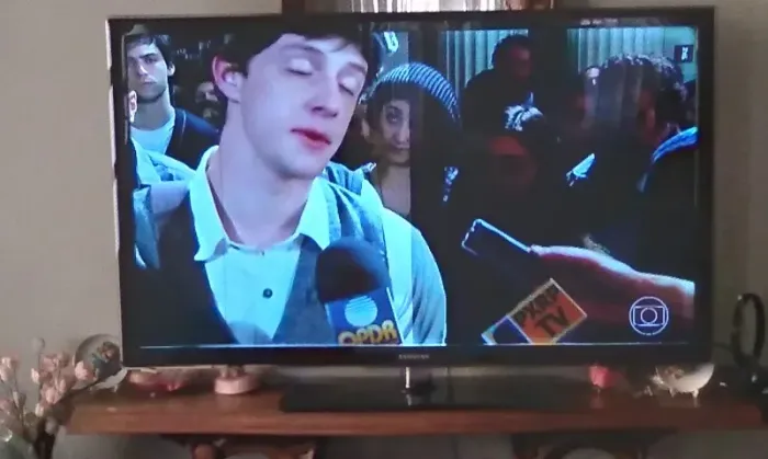 TV 46" SAMSUNG UN46D5500 Funcionando com Defeito na tela p conserto ou retirada de peçaS