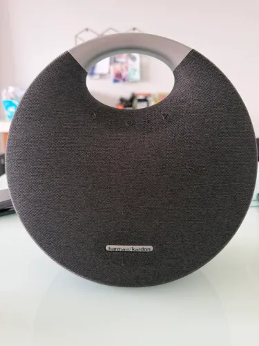 Caixa de som harman kardon