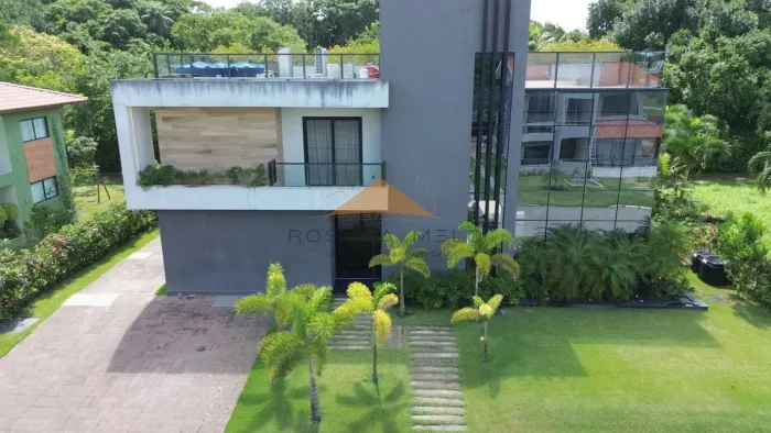 Casa com 4 quartos, 360m², closet, cinema, piscina aquecida e vaga para 4 carros em Aldeia