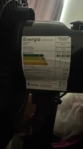 Ventilador semi novo 220w