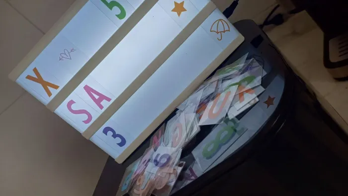 Quadro Luminoso Personalizável com Letras e Símbolos