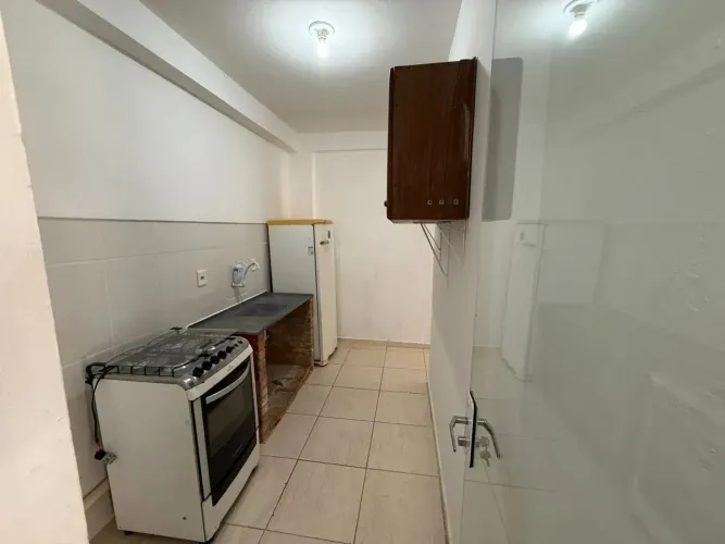 Kitnet semimobiliada a 5 minutos da praia do Campeche- Morro das Pedras