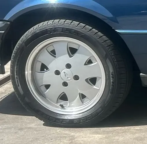 Jogo roda opala aro 15 4 furos