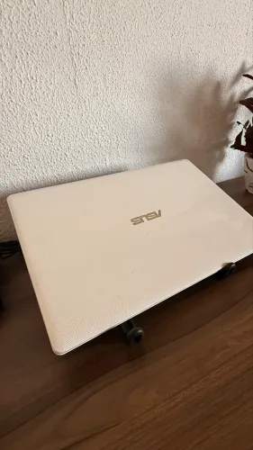 Notebook ASUS X550CA Core i3 + SSD 240GB + 8GB RAM