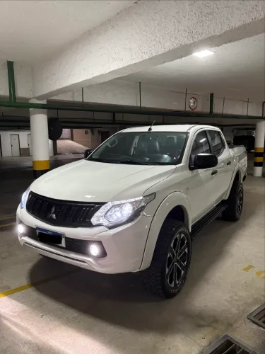 Mitsubishi L200 Triton Sport GL 2.4 Diesel 2023