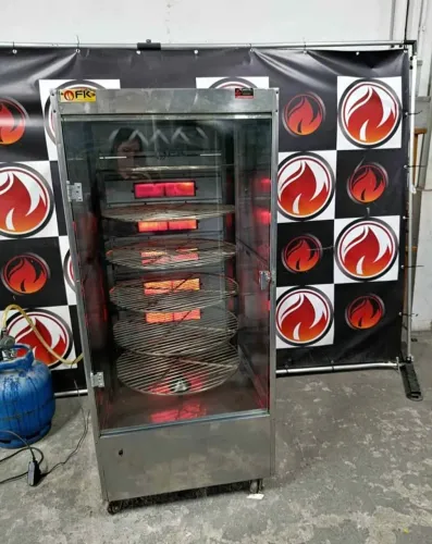 Máquina de assar multiuso