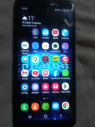 Samsung A7 2018 com 64gb e 4gb RAM 