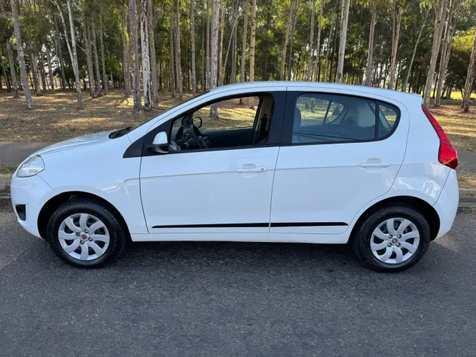 Fiat Palio Attractive 1.0 EVO Fire Flex 8V 5P 2014