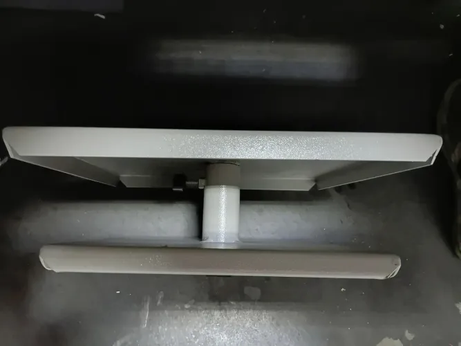 suporte de monitor de ferro c/ ajuste de altura manual