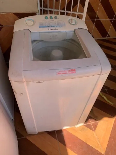 VENDO 2 MÁQUINAS DE LAVAR - R$ 200 AS DUAS! ?