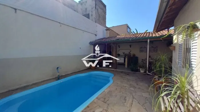 Casa com 2 dormitórios à venda, 185 m² por R$ 670.000,00 - Beira Rio II - Guaratinguetá/SP