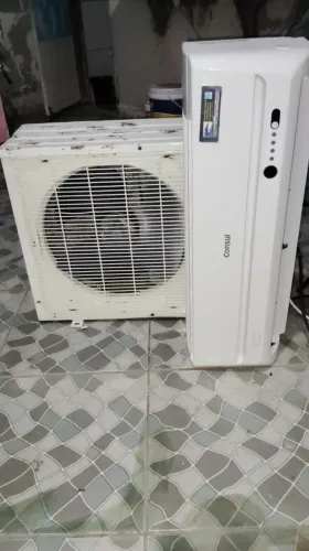 VENDO AR CONDICIONADO CONSUL COMUN SEME NOVO COM INSTALAÇÃO INCLUSA VALOR R$: 1.100,00