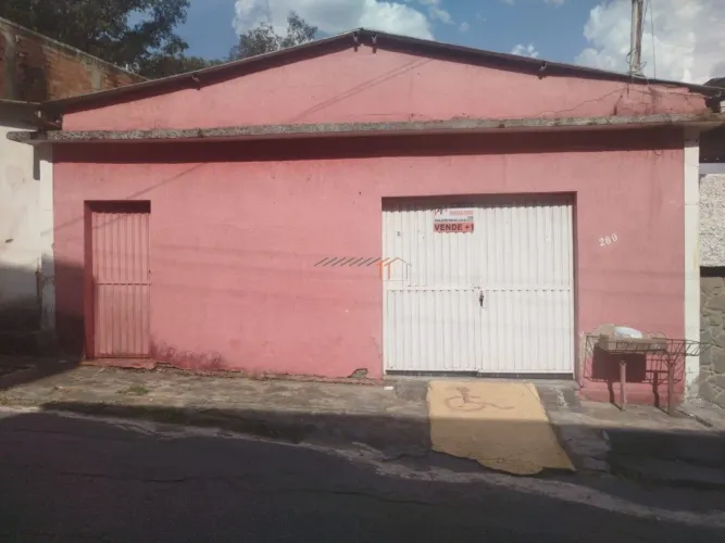 Dois galpões a venda no bairro das Fábricas