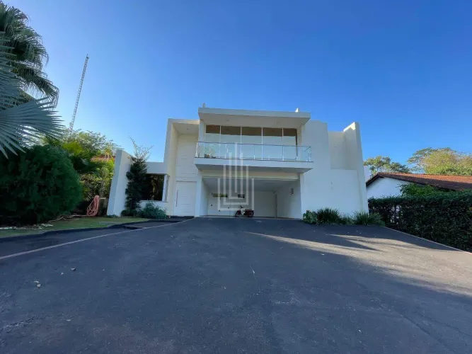 Casa à venda no Condomínio Paraná Country Club em Hernandarias - PY.