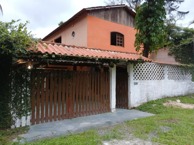 Alugo Chácara