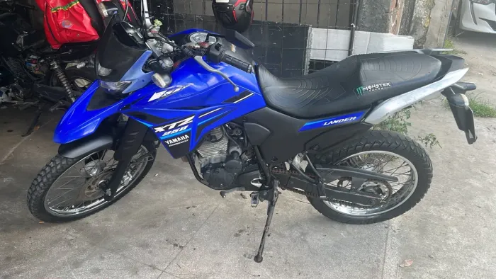 Yamaha XTZ 250 Lander Capitão América Flex ABS 2023