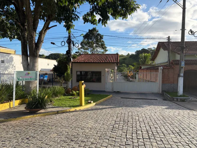 CASA NO CONDOMÍNIO VALE DOS YPÊS- PAPUCAIA