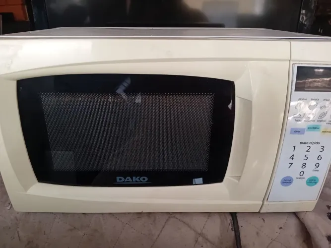 Microondas 25 l dako