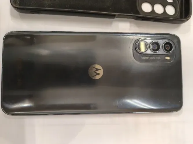 Celular Moto G52
