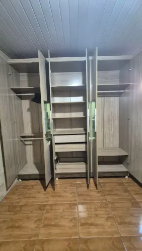 guarda-roupa