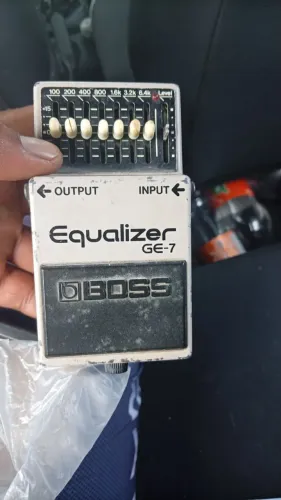 EQUALIZADOR BOSS GE7