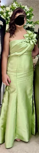 Vestido verde oliva