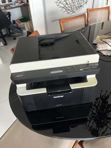 Impressora Brother DCP-1617NW ? Laser Mono com Wi-Fi