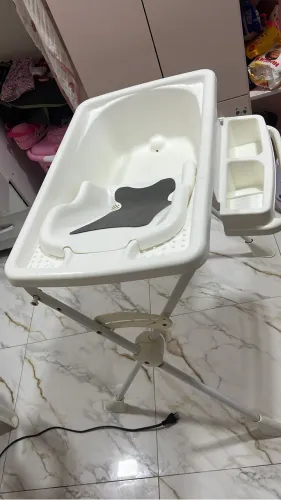 Banheira de bebê burigoto