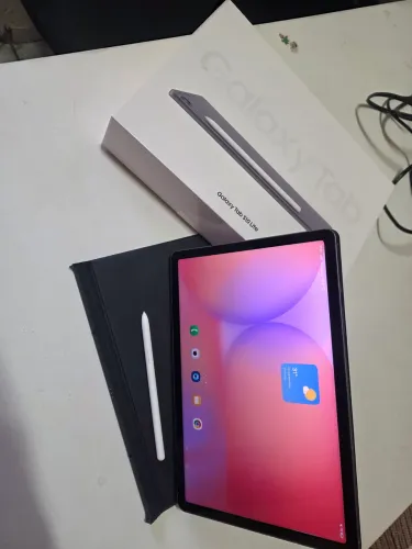Tab s10 lite Wife
