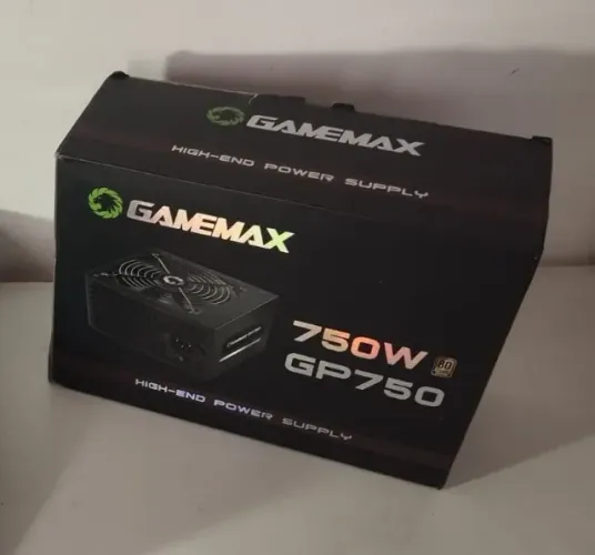 Fonte Gamemax GP750, 750W