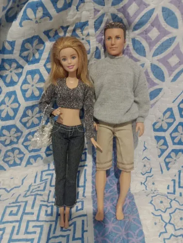 Boneca Barbie e Ken antigo 