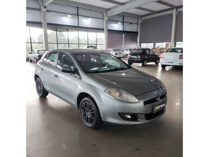 Fiat Bravo Essence 1.8 Flex 16V 5P 2012