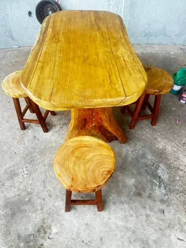 Mesa rústica pequena 1.20x76