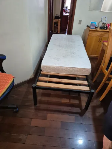 Cama de solteiro