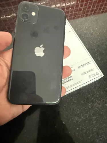 iPhone 11 128 hb somente marcas de uso, tudo funcionando.