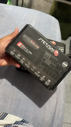 Peça de som automotivo