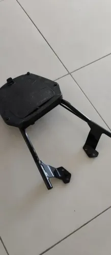 Suporte para baú neo 125 Yamaha 