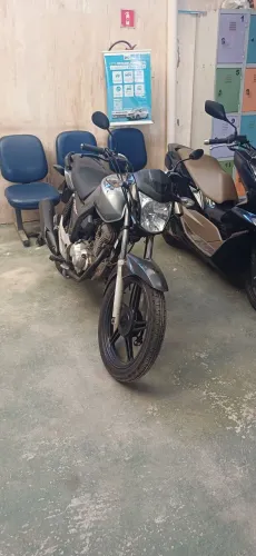 Moto cg 160 aceito pago restante no meu nome com pequena entrada falta 7 prestação