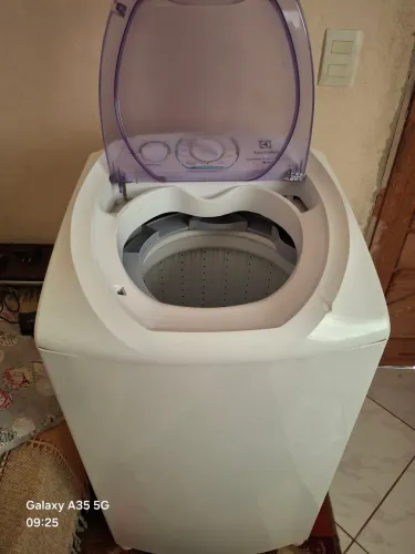 Máquina de lavar Electrolux 6 kilos
