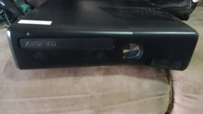 Xbox 360 completo com acessórios 