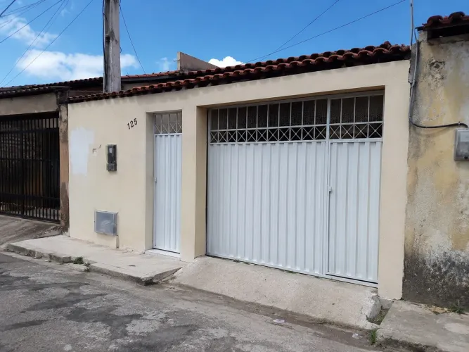 Casa no Conjunto Ceará, próxima avenida C
