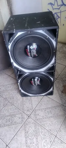 Caixa de som sub grave de 15 polegadas