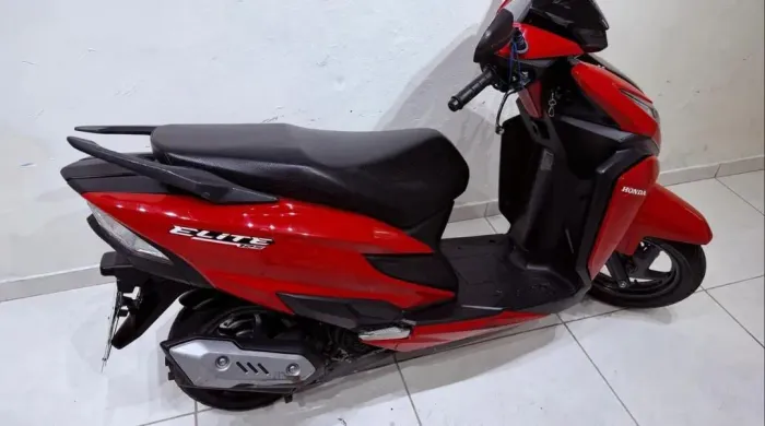 Moto 1700 km rodado Obs: aceito contra proposta