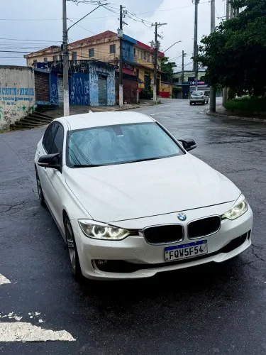 BMW 320I A 2.0 Turbo/activeflex 16V 184cv 4P 2014