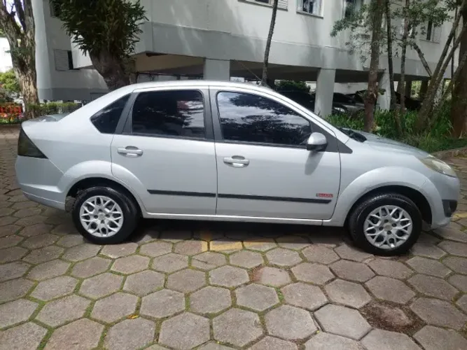 Ford Fiesta Sed. 1.6 8V Flex 4P 2012
