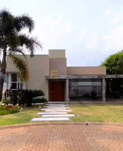 Linda casa para venda no Condominio Ibi Aram I