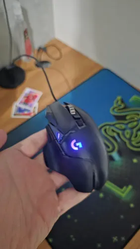 Mouse Gamer Logitech G502 Hero + Mouse Bungee