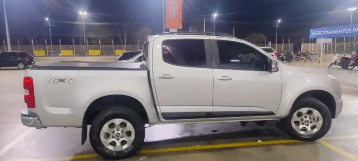 Chevrolet S10 Pick-up LTZ 2.5 Flex 4X4 CD 2016